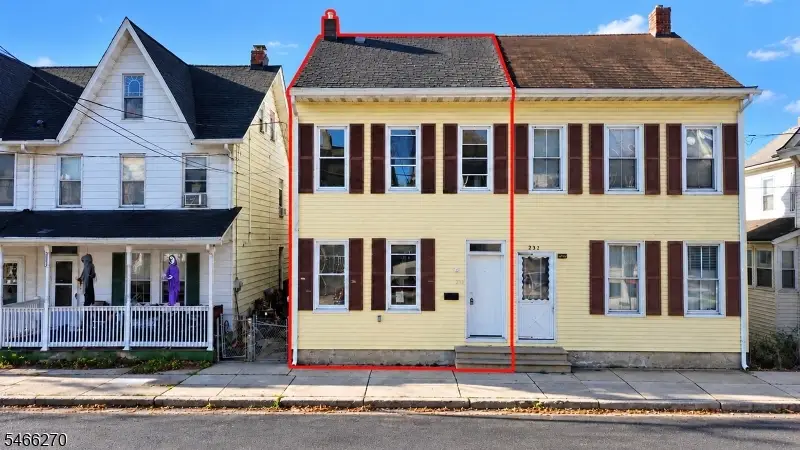 234 Chambers St, Phillipsburg, NJ 08865 - #1