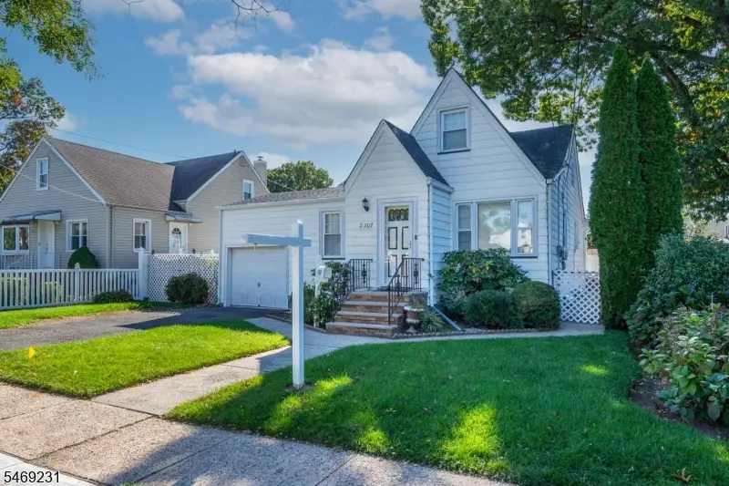2307 Dewitt Ter, Linden, NJ 07036 - #2