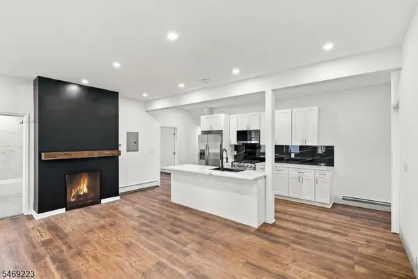 75 Washington St, East Orange City, NJ 07017