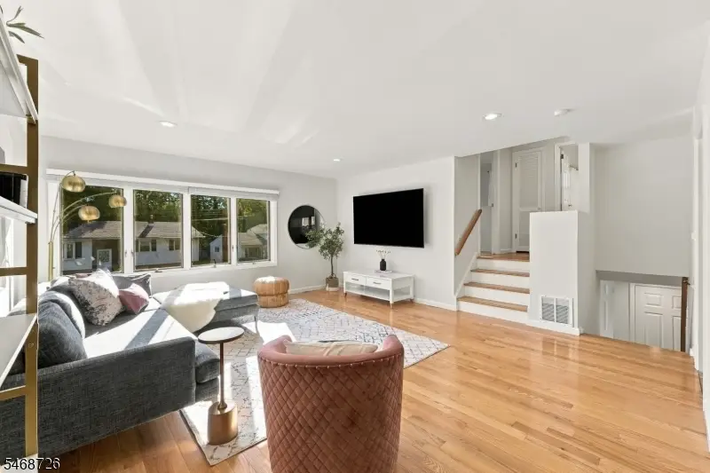 11 Freeman Pl, West Orange, NJ 07052 - #3