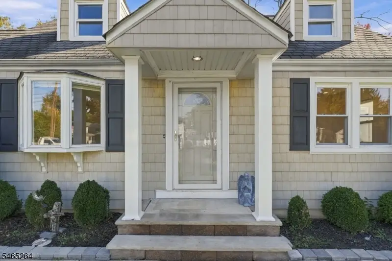 33 Kahl Rd, East Hanover, NJ 07936 - #3