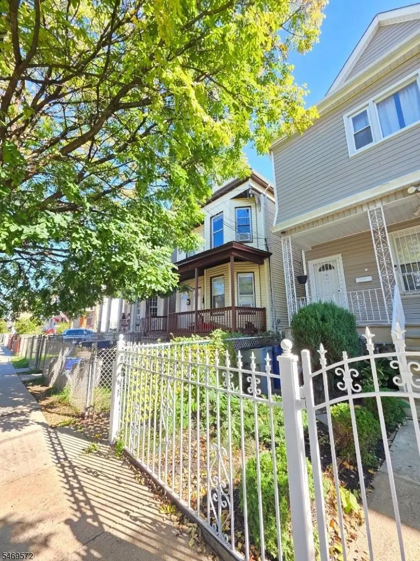 579 Monroe Ave, Elizabeth, NJ 07201 - #1