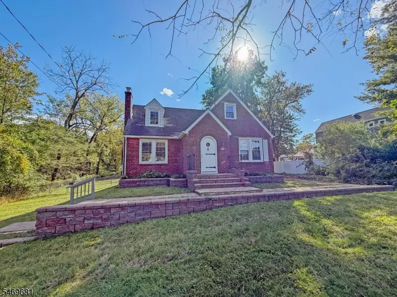 98 Troy Rd, East Hanover, NJ 07936 - #1