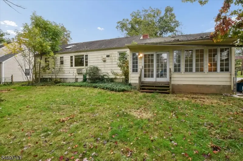 418 Chain O Hills Rd, Colonia, NJ 07067 - #3