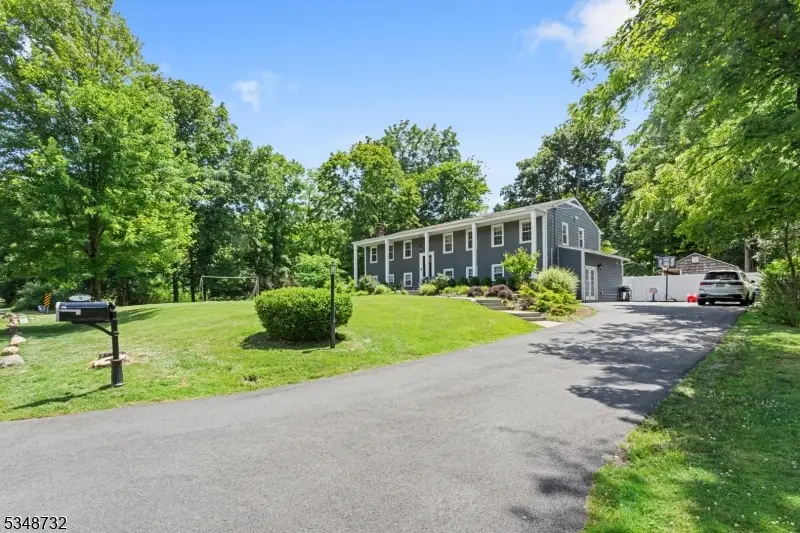 9 Glen Gray Rd, Oakland, NJ 07436 - #2