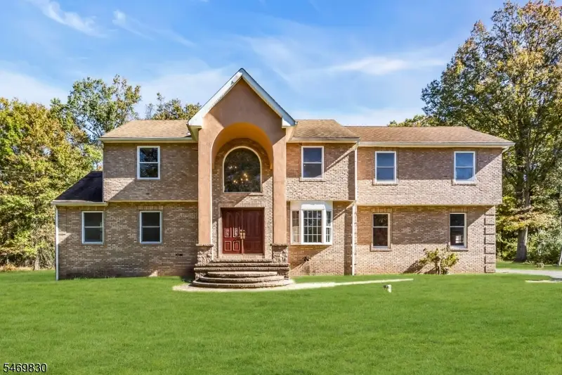 79 Cherry Brook Dr, Montgomery, NJ 08540 - #1