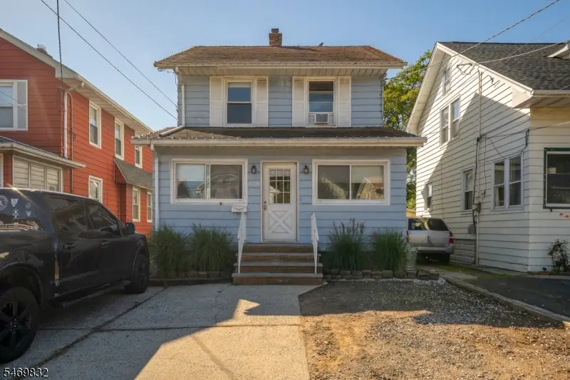 830 Gibbons Ct, Elizabeth, NJ 07202 - #1