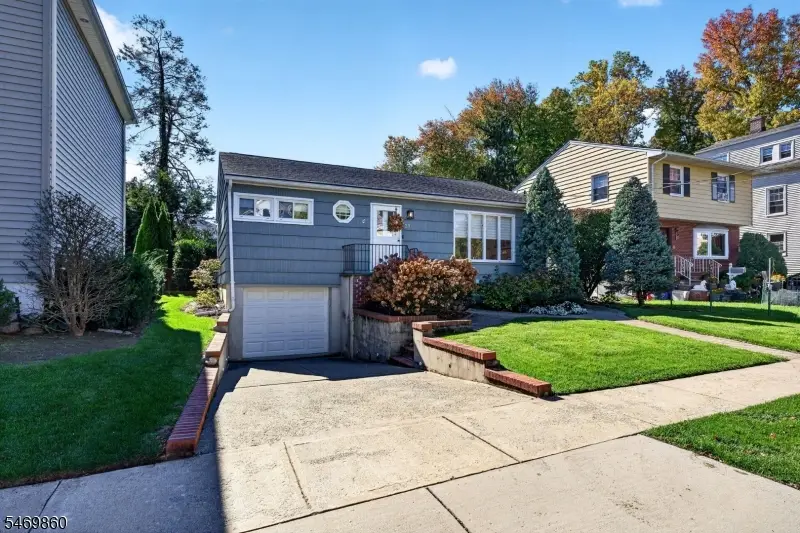 37 Gray St, Montclair, NJ 07042 - #2