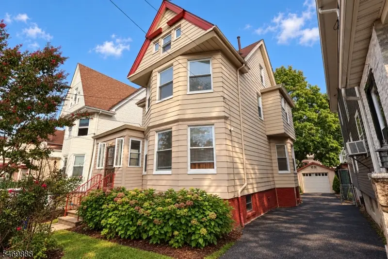 741 Highland Ave, Newark, NJ 07104 - #1
