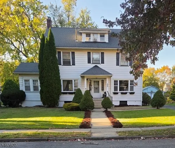 33 Woodland Ave, East Orange City, NJ 07017