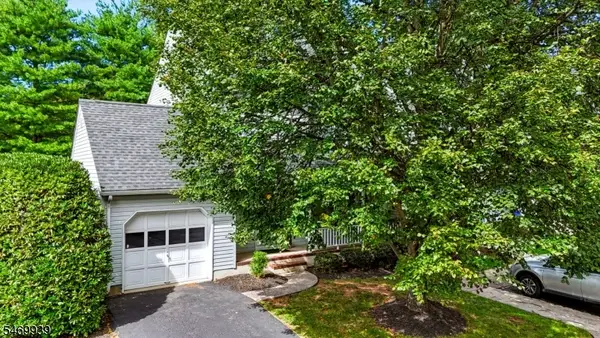 48 Kingswood Rd, Branchburg Twp., NJ 08876