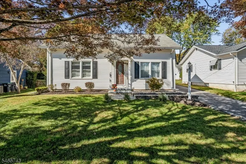 609 E Prospect St, Hackettstown, NJ 07840 - #1