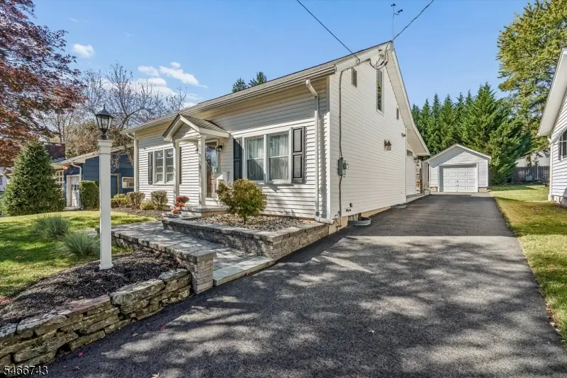 609 E Prospect St, Hackettstown, NJ 07840 - #3
