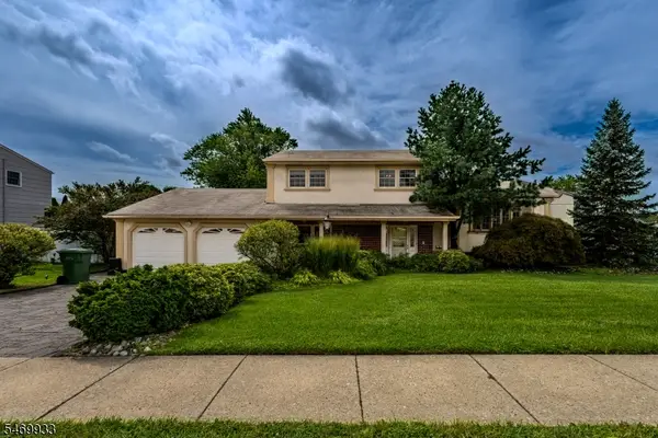 10 Devonshire Rd, Sayreville Boro, NJ 08859