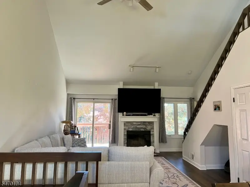 18 Pine Hollow Court, Oak Ridge, NJ 07438 - #3