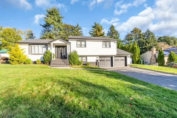 32 Mandon Dr, Wayne Twp., NJ 07470