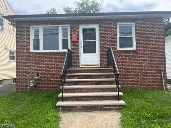 586 Sweetland Ave, Hillside Twp., NJ 07205