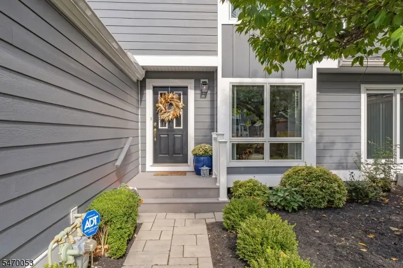 22 Nottingham Ct, Morris, NJ 07960 - #2