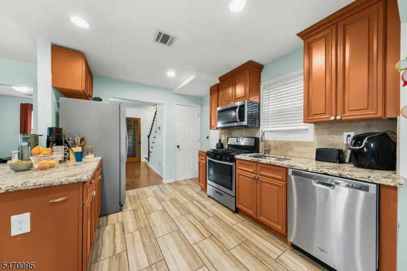 364 Isabella Ave, Irvington, NJ 07111 - #3