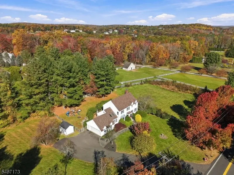 72 Furnace Rd, Chester, NJ 07930 - #2