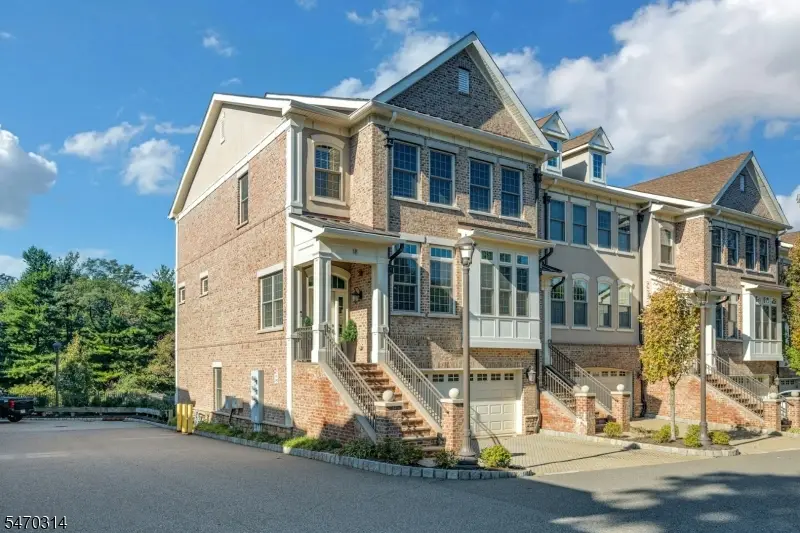 18 Howland Ter, Morris, NJ 07960 - #2