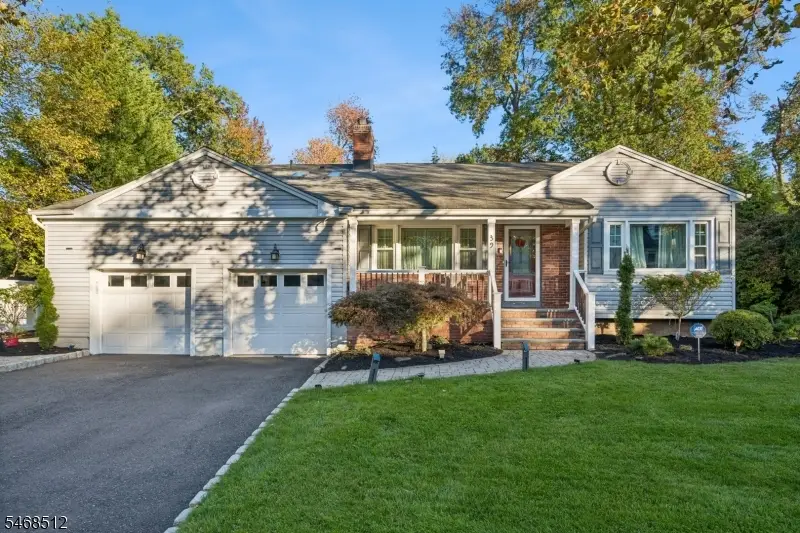 39 Woodbrook Cir, Westfield, NJ 07090 - #1