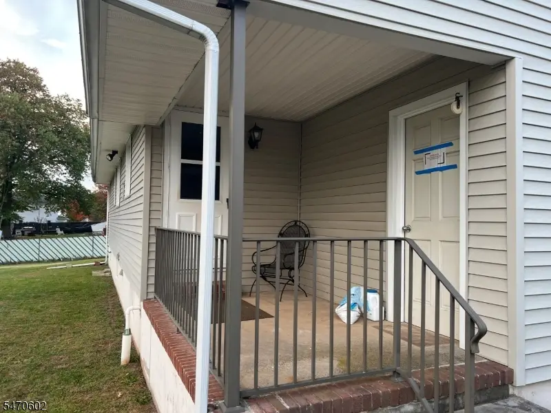 33 Sumner Ave, Franklin, NJ 08873 - #2