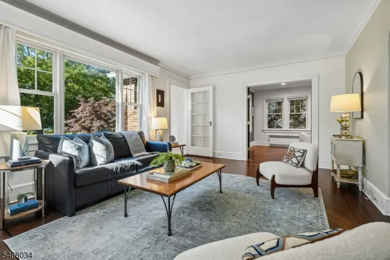 22 Undercliff Road, Millburn, NJ 07041 - #2
