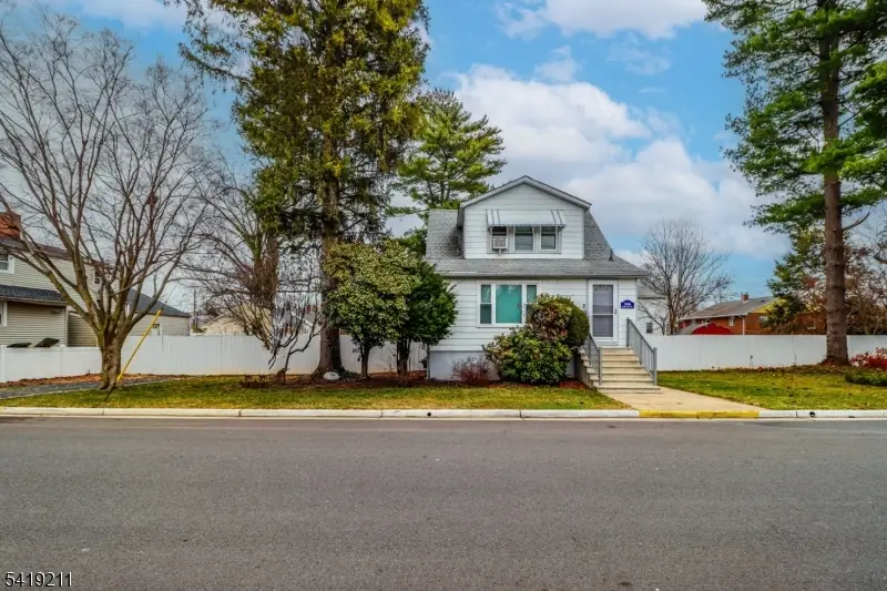 15 N River View Ave, Edison, NJ 08817 - #1