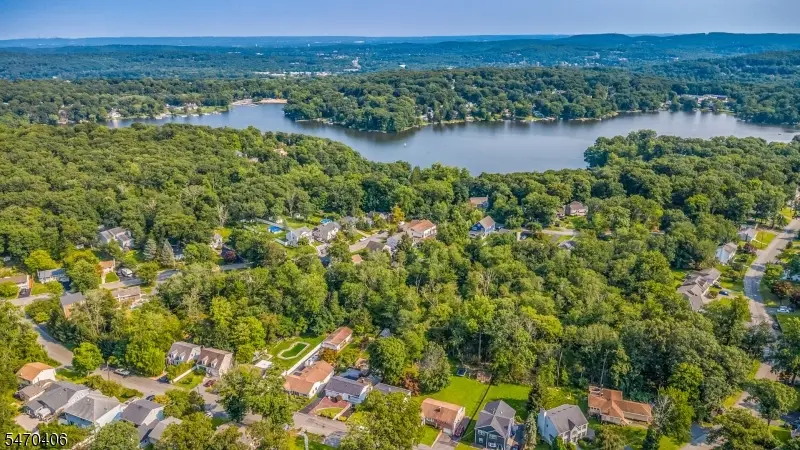 100 Cayuga Ave, White Meadow Lake, NJ 07866 - #2