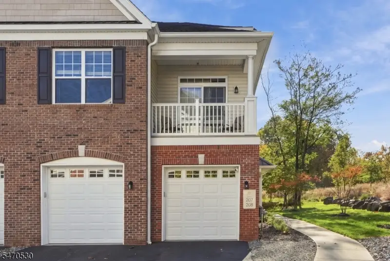 208 Autumn Ct, Little Falls, NJ 07424 - #2