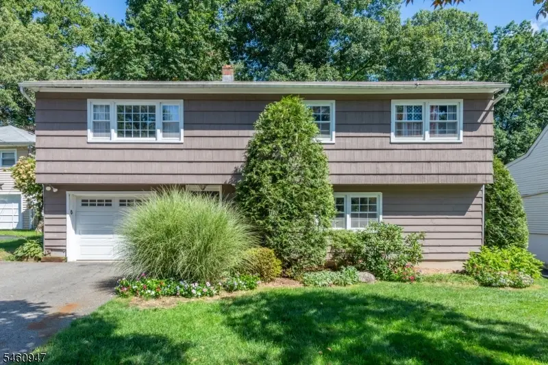 52 Channing Dr, Ringwood, NJ 07456 - #2