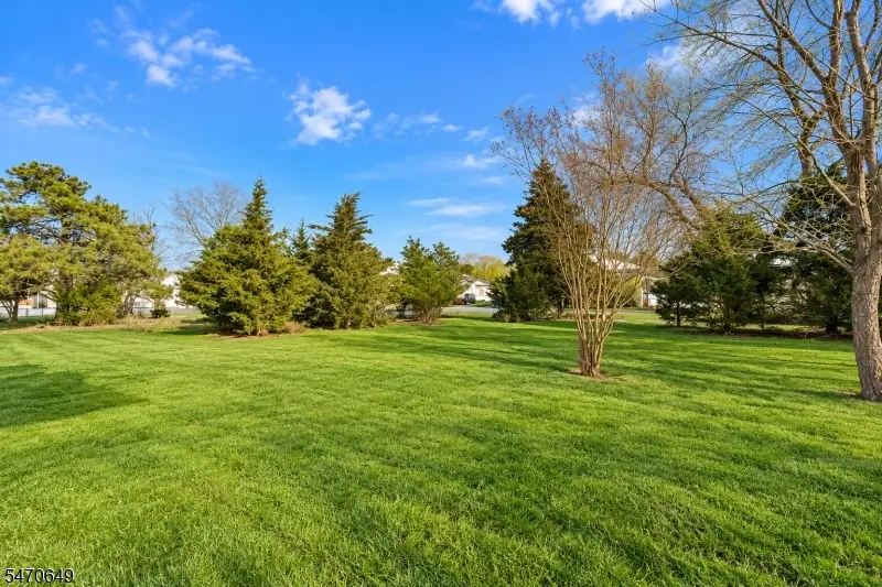 16 Bolans Ct, Berkeley, NJ 08757 - #3