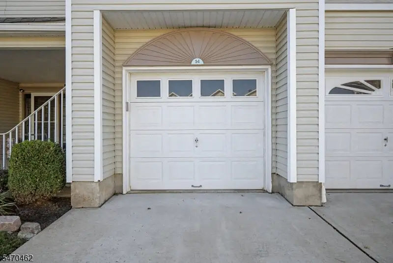 54 Wildflower Ln, Morris, NJ 07960 - #3