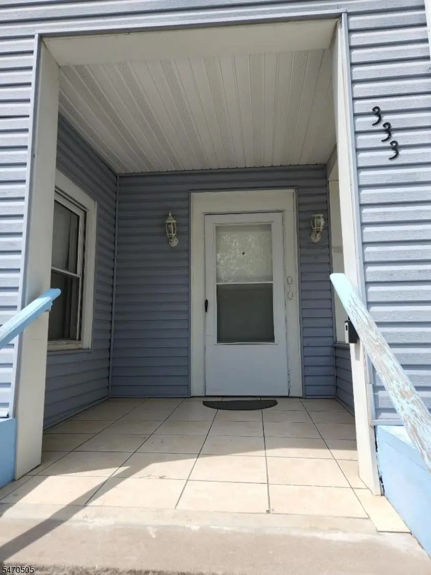 333 White St, Roselle, NJ 07203 - #2
