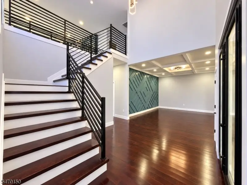 42 Milton Ave, Edison, NJ 08820 - #3