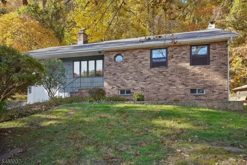 138 Emmans Rd, Roxbury, NJ 07836 - #2