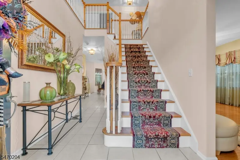315 Hillcrest Ave, Franklin, NJ 08873 - #2