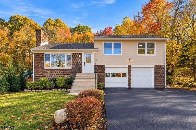 26 Chestnut Tree Dr, Vernon, NJ 07422 - #1