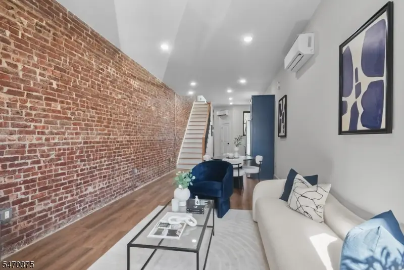 124 Lexington Ave, Jersey City, NJ 07304 - #2