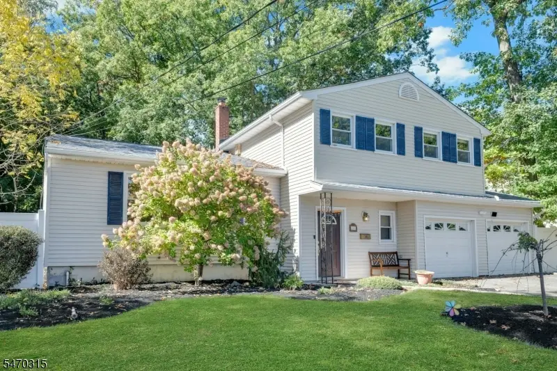 226 Lancaster Dr, Lake Hiawatha, NJ 07034 - #2