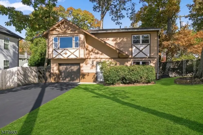 301 Durban Ave, Hopatcong, NJ 07843 - #1