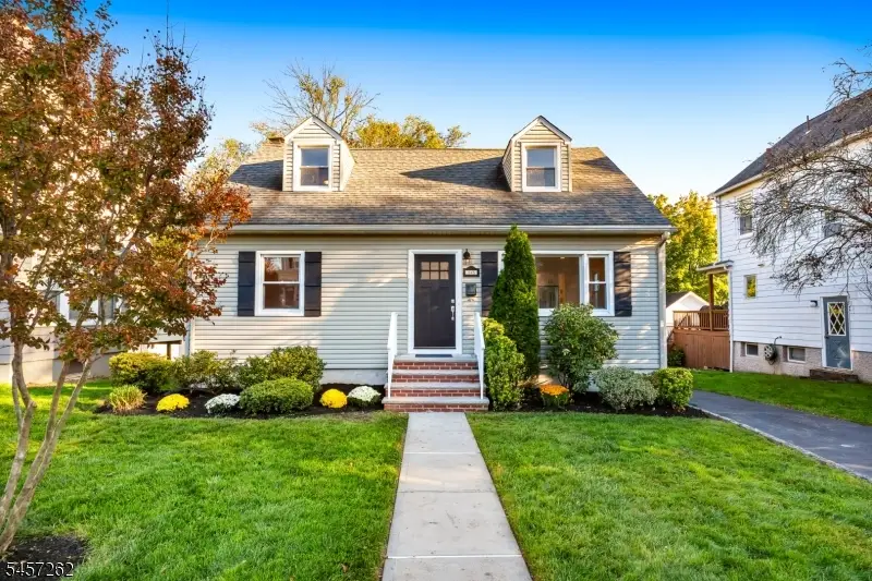 545 Cumberland St, Westfield, NJ 07090 - #1