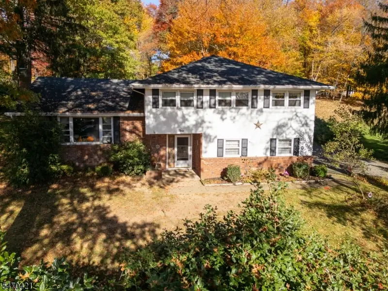 9 Morningside Dr, Succasunna, NJ 07876 - #1