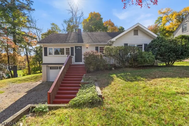 2 Elder Dr, Morris, NJ 07960 - #1