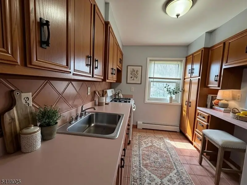 16 Knox Ter #2C, Wayne, NJ 07470 - #3