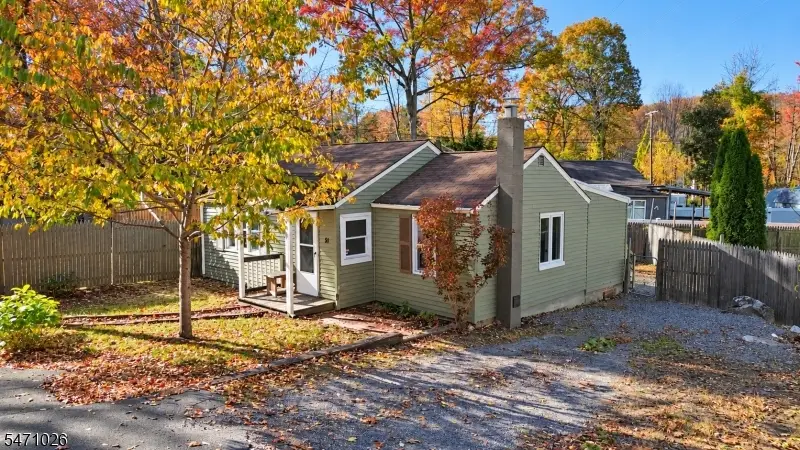 51 Winona Trl, Lake Hopatcong, NJ 07849 - #2