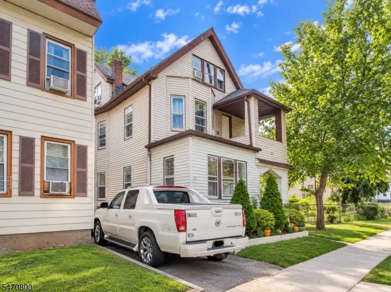 20 Harrison St, Belleville, NJ 07109 - #2