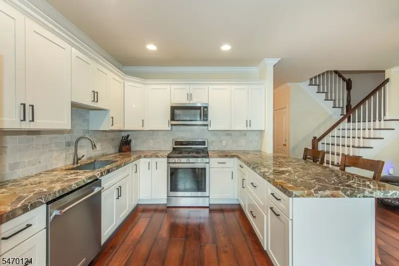 3 Cicely Ct, Sparta, NJ 07871 - #2