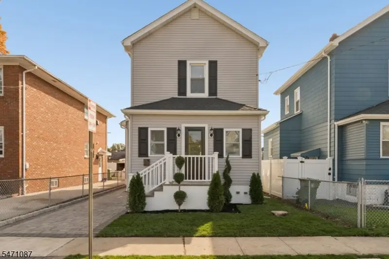 630 E Elm St, Linden, NJ 07036 - #1